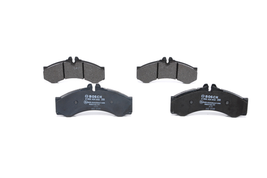 BOSCH Jarrupalat VW,MERCEDES-BENZ,VOLVO 0 986 424 832 0004237110,0024204120,0024204220 Jarrupalasarja,Jarrupala, Levyjarru 0034201720,0044201520