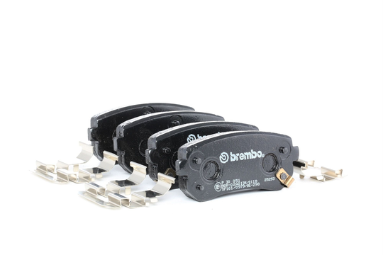BREMBO Jarrupalat HYUNDAI,KIA P 30 051 583021HA00,583021HA10,583021YA30 Jarrupalasarja,Jarrupala, Levyjarru 583022LA00,583022LA31,583022LA40